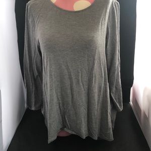 Alice and Olivia 3/4 length sleeves. High low shirt